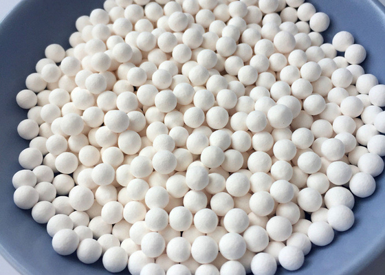 Perlas de alta alumina activadas con desecante de óxido de aluminio blanco personalizado